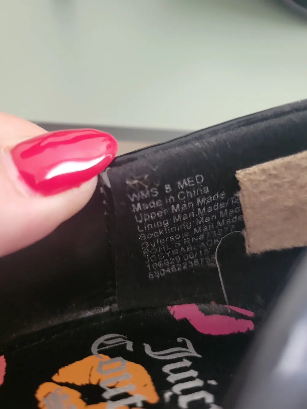Juicy Couture Black Patent Pointed Toe Heels with Lip-Print Insole Sz 8